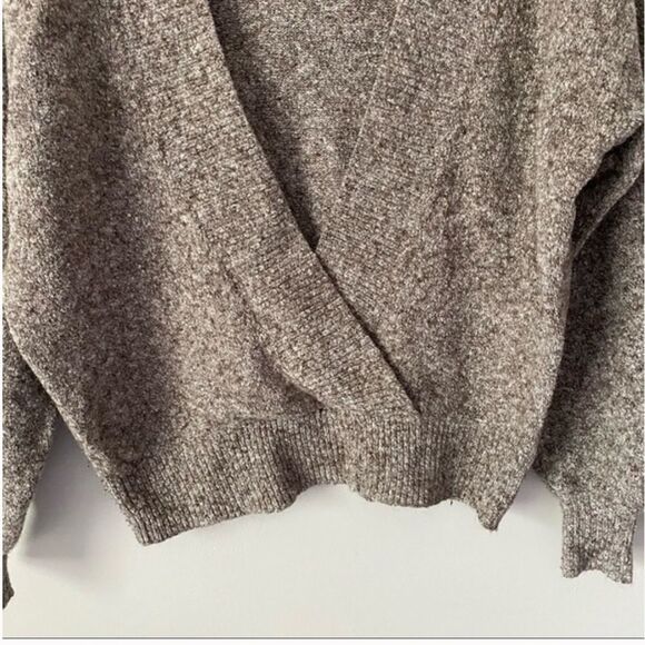 ✨ Urban Outfitters silence & noise open front wrap✨ - Picture 3 of 7